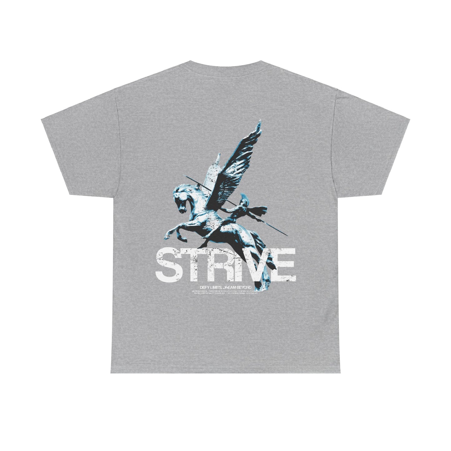 Strive Motivationsshirt – antiker Krieger auf geflügeltem Pferd mit dem Slogan 'Defy Limits, Dream Beyond'. Inspiriert zu Stärke, Durchhaltevermögen und dem Streben nach mehr. Ideal für Streetwear- und Fitnessfans, die ihre Grenzen überschreiten wollen